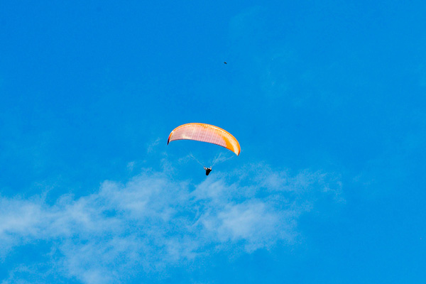 Excursion to Ampefy with a paragliding flight