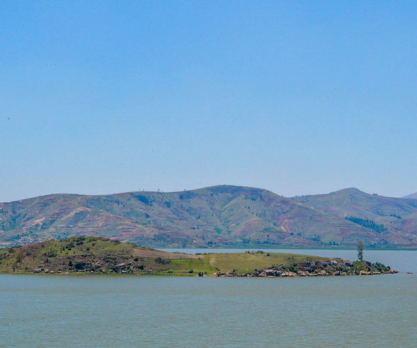 Two days in Ampefy among lakes and landscapes