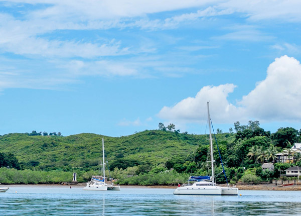 Boat transfer for a full day excursion to Nosy Sakatia